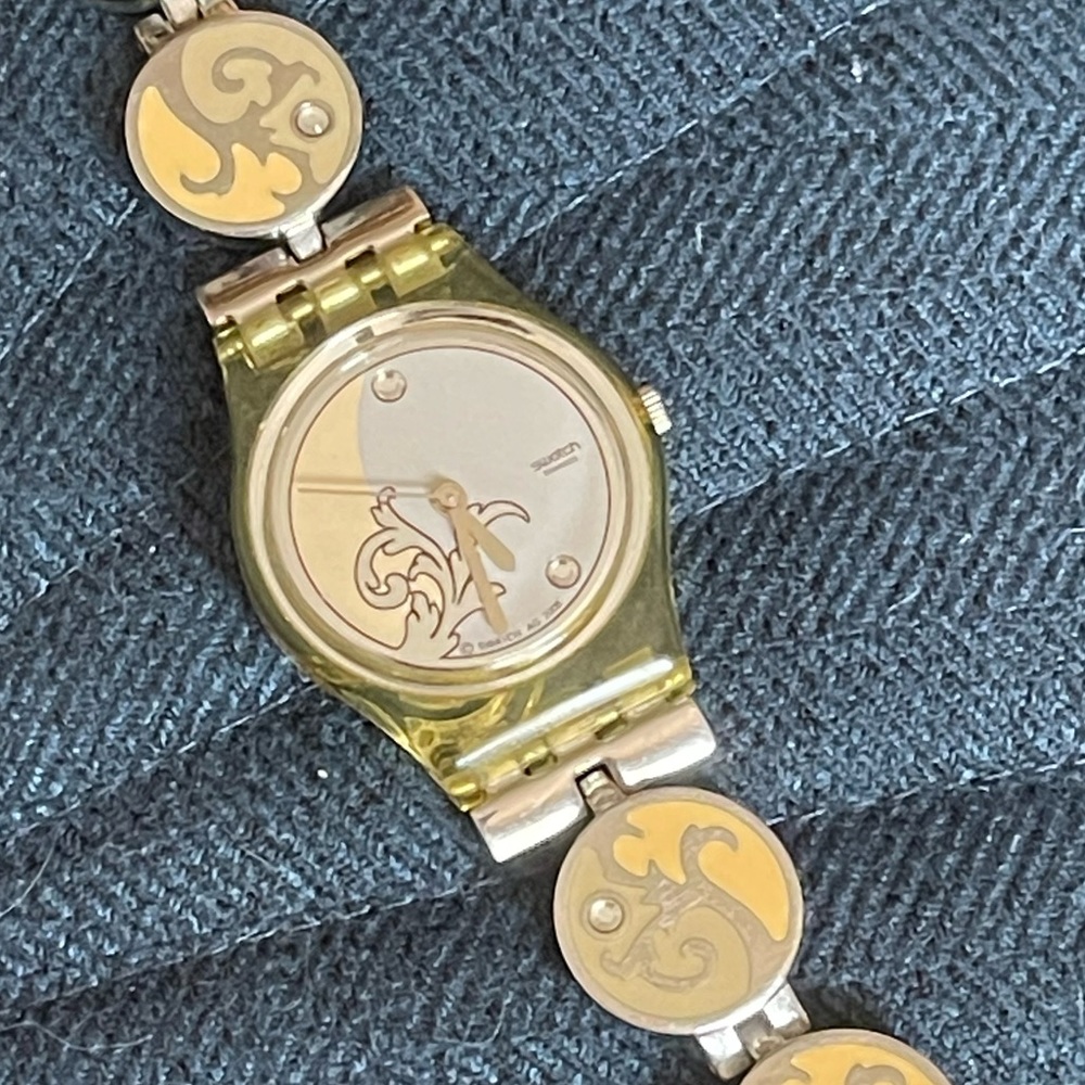 Vintage Swatch Watch Ladies Enamel And Crystal peach cream silver toned